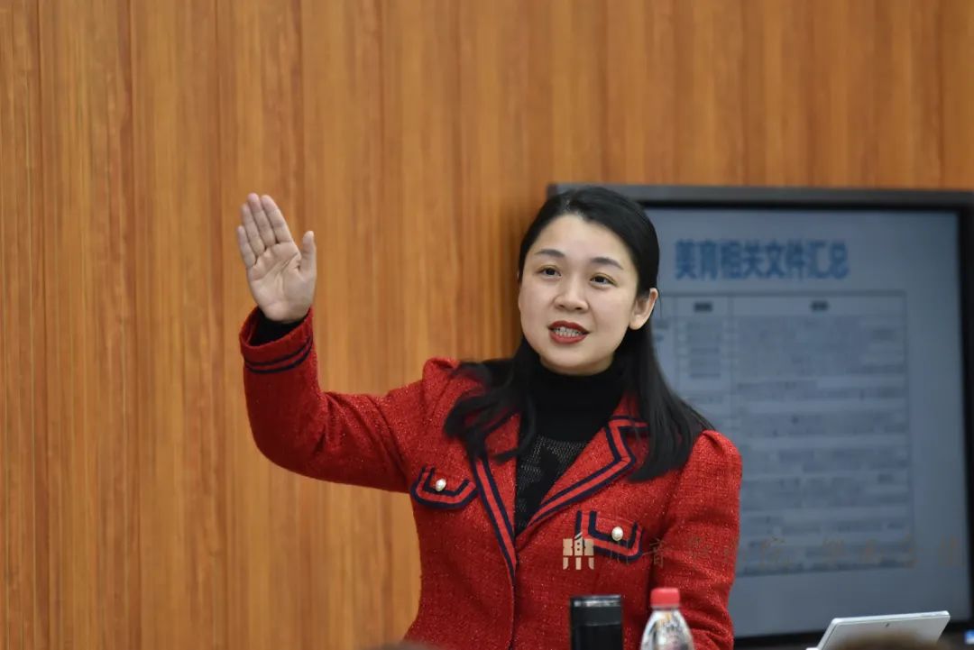 主讲人:徐伟老师3.jpg 主讲人:徐伟老师3.jpg