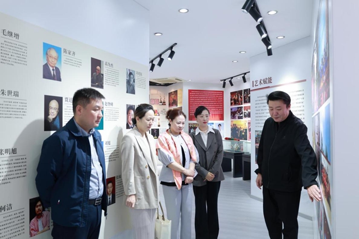 图片3.jpg 图片3.jpg